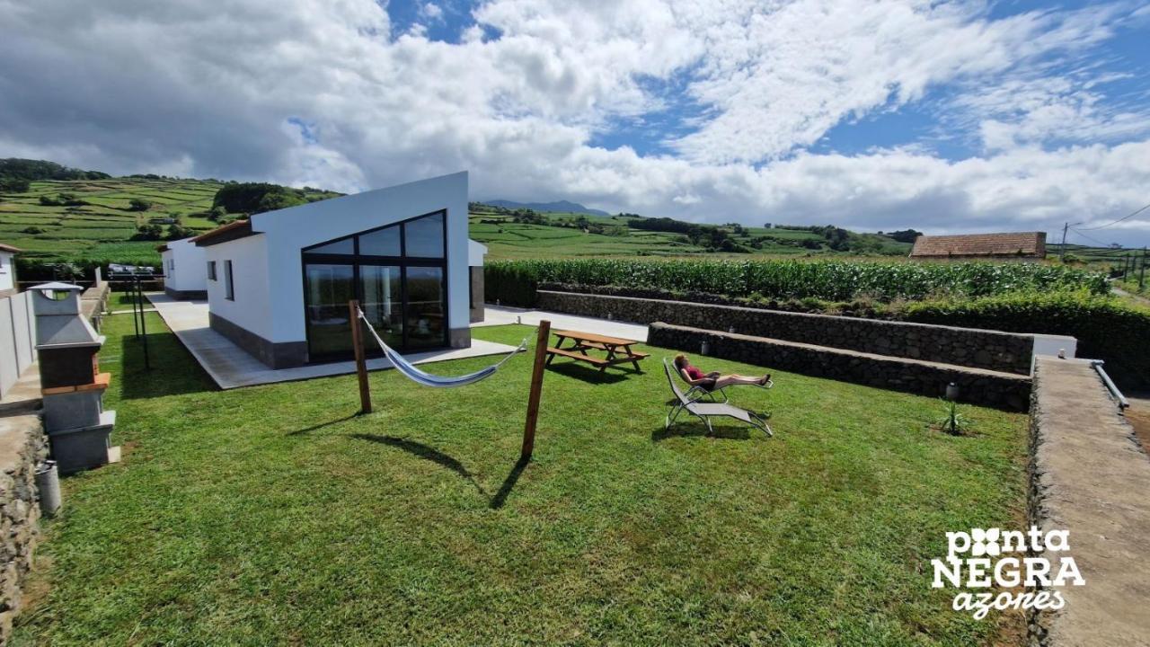 Photography House By Pontanegraazores Altares Екстериор снимка